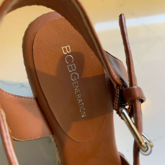 BCBGeneration espadrille canvas striped wedges 7 - Picture 4 of 9